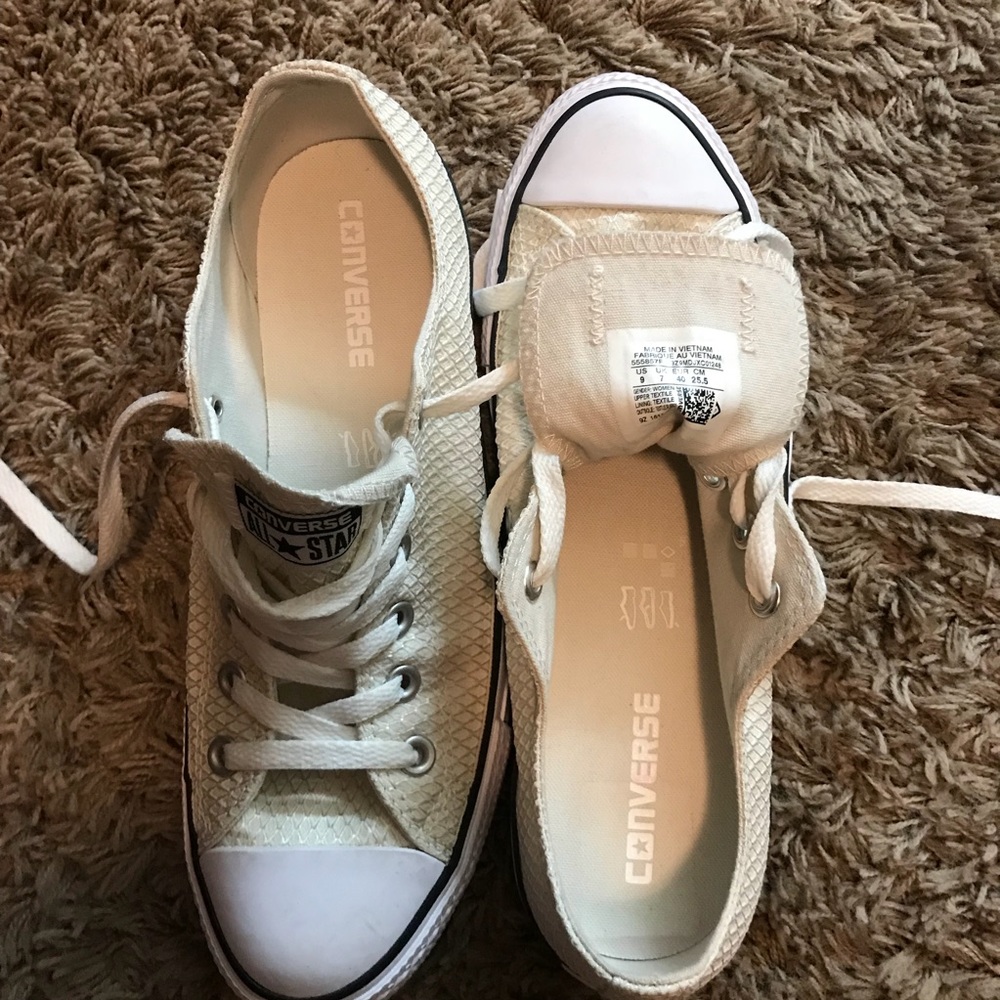 Size 9 white snakeskin leather Converse.